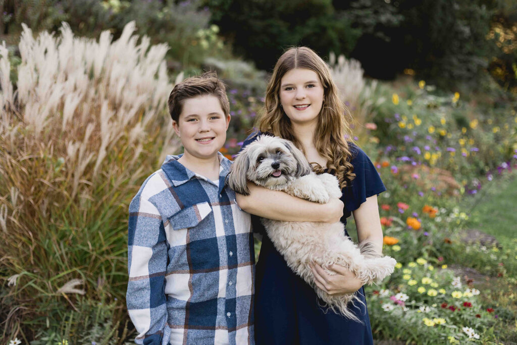 A behind-the-scenes look at our family photo session in Kitchener-Waterloo — full of laughter, connection, and beautiful memories.
