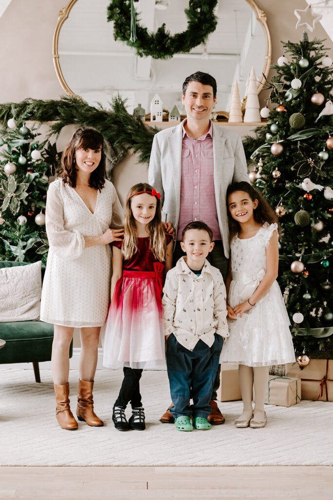 Family holiday photo taken during a studio mini session in Cambridge, Ontario — captured by Portraits by Kendra,Kitchener-Waterloo family photographer.