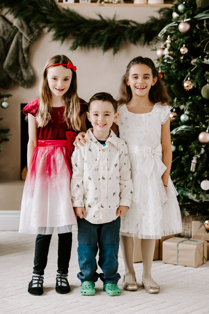 Family holiday photo taken during a studio mini session in Cambridge, Ontario — captured by Portraits by Kendra,Kitchener-Waterloo family photographer.