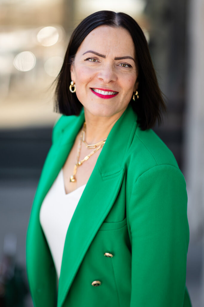 Modern LinkedIn Headshot of a woman photographed in Kitchener-Waterloo  by Portraits by Kendra